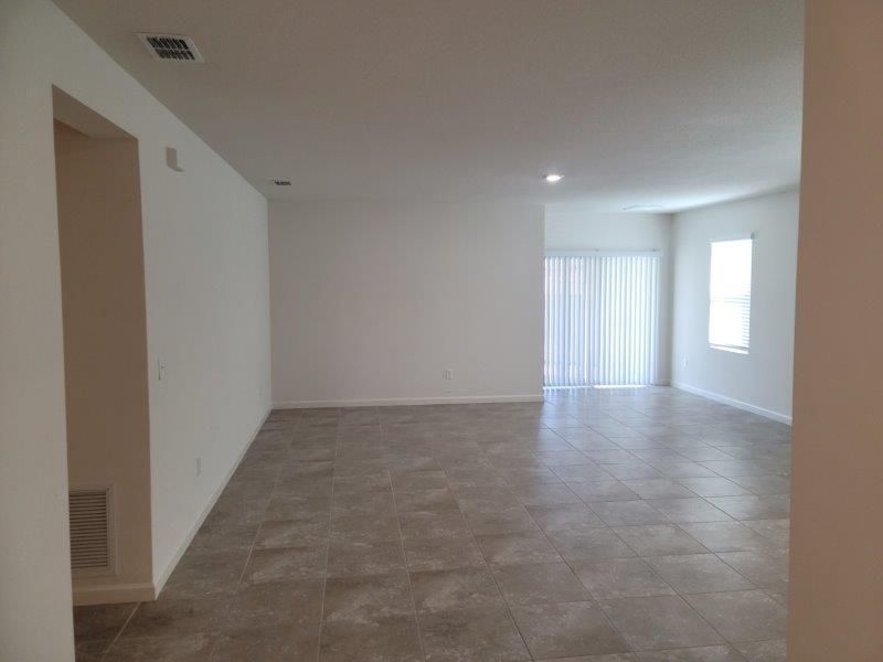 Active With Contract: $2,700 (3 beds, 2 baths, 1756 Square Feet)