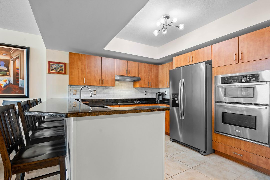 Active With Contract: $6,500 (2 beds, 2 baths, 1529 Square Feet)