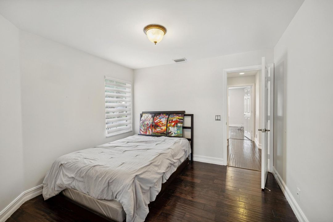 Active With Contract: $4,300 (3 beds, 2 baths, 1505 Square Feet)