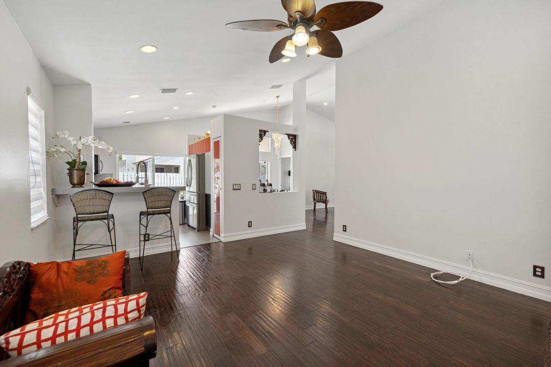 Active With Contract: $4,300 (3 beds, 2 baths, 1505 Square Feet)