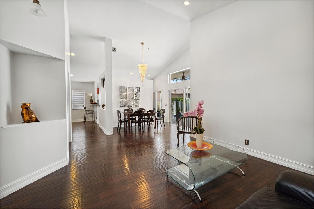 Active With Contract: $4,300 (3 beds, 2 baths, 1505 Square Feet)