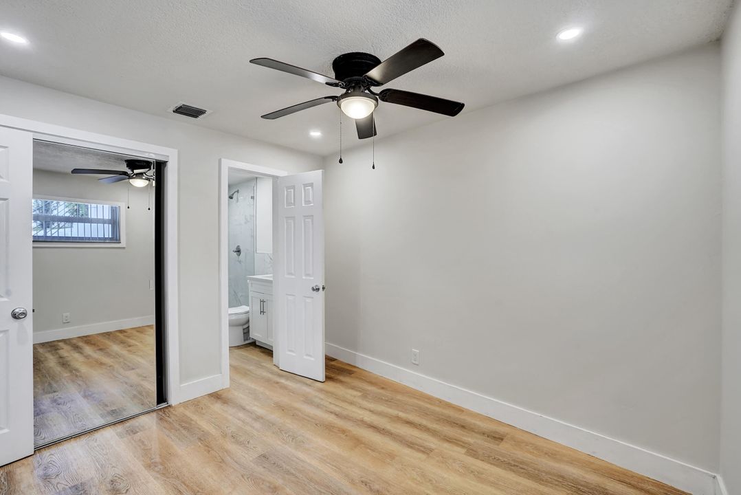 Active With Contract: $2,500 (2 beds, 2 baths, 1175 Square Feet)