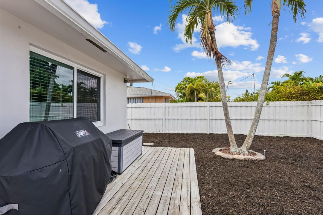 Active With Contract: $659,000 (3 beds, 2 baths, 1604 Square Feet)