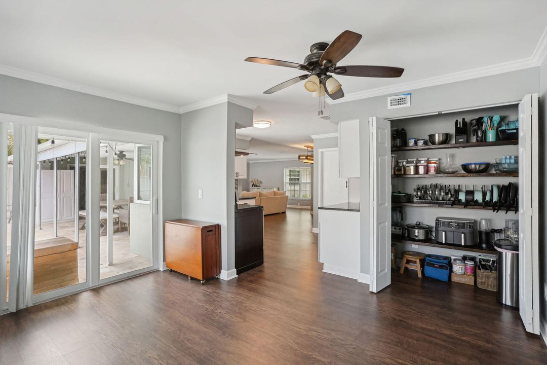 Active With Contract: $659,000 (3 beds, 2 baths, 1604 Square Feet)