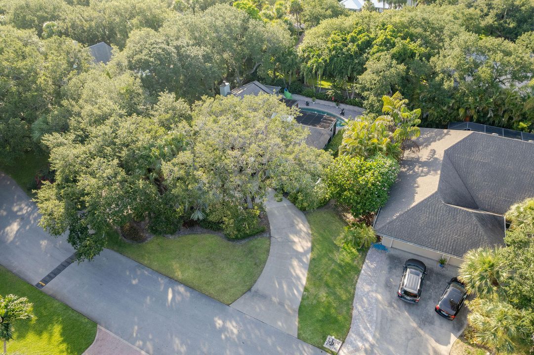 待售: $900,000 (3 贝兹, 2 浴室, 2142 平方英尺)