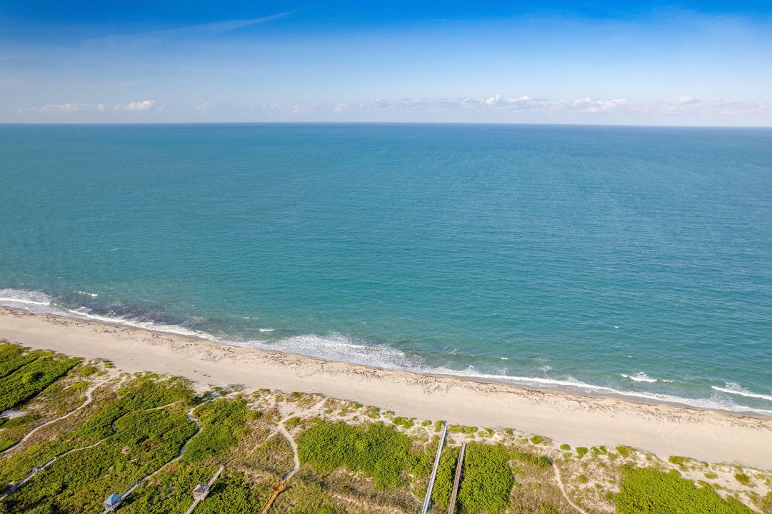 待售: $900,000 (3 贝兹, 2 浴室, 2142 平方英尺)