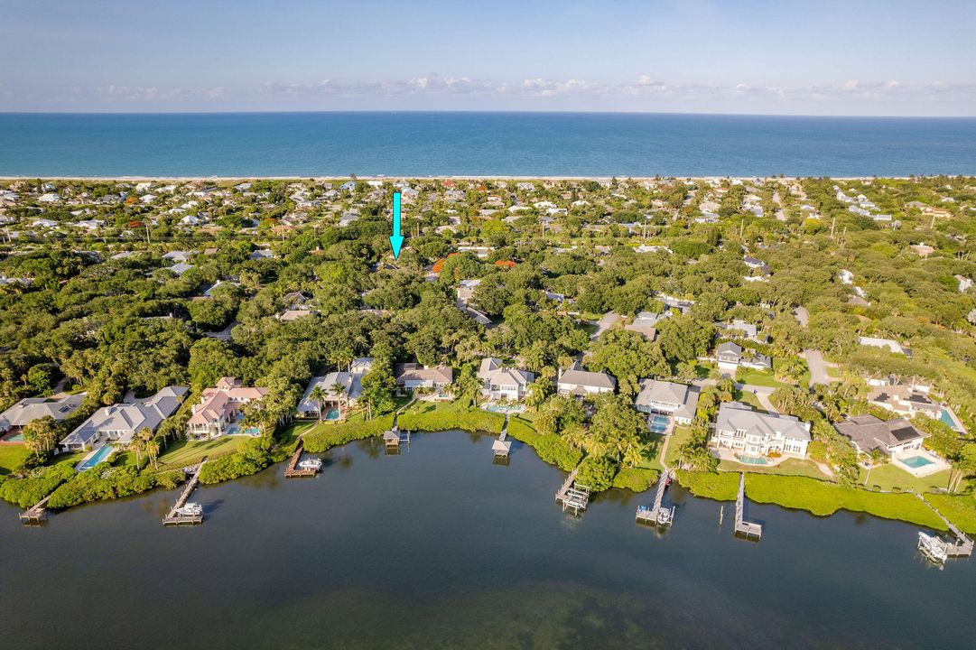 待售: $900,000 (3 贝兹, 2 浴室, 2142 平方英尺)