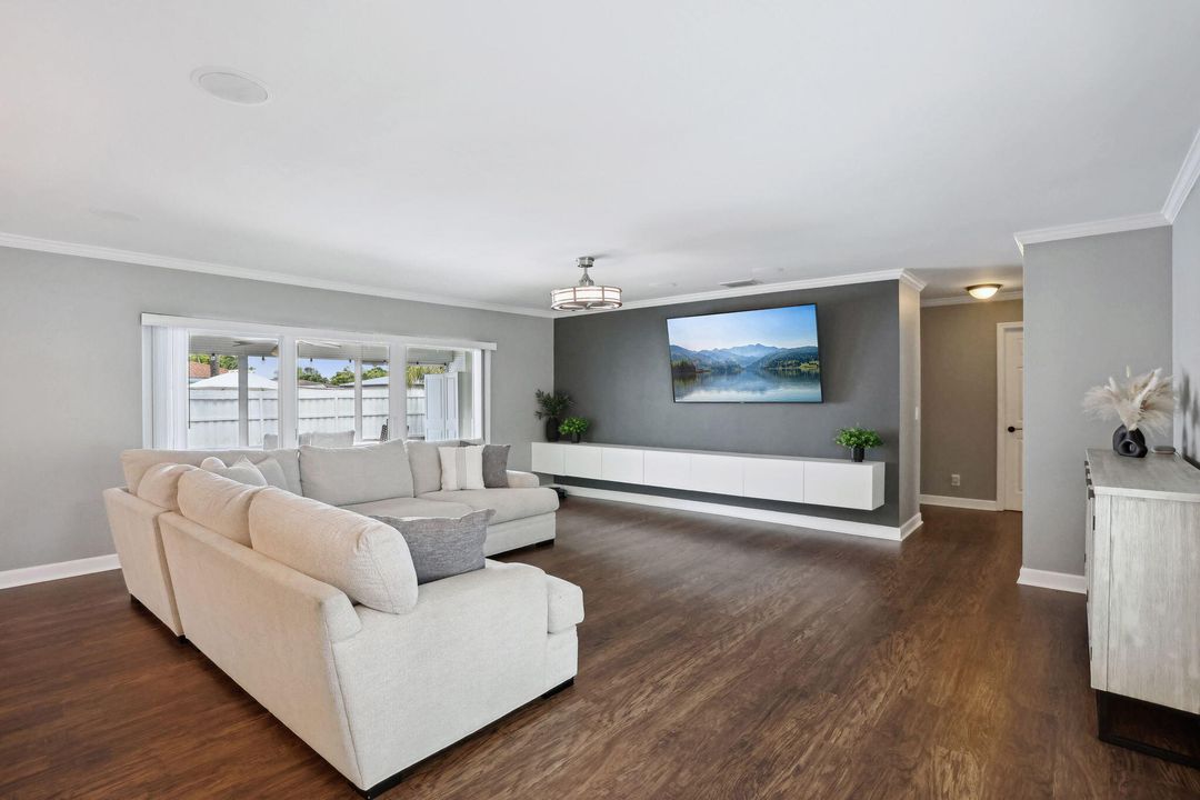 Active With Contract: $659,000 (3 beds, 2 baths, 1604 Square Feet)