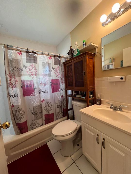 For Sale: $335,000 (2 beds, 1 baths, 1000 Square Feet)