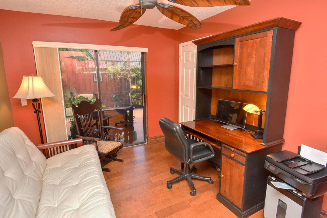 For Sale: $345,000 (3 beds, 3 baths, 1512 Square Feet)