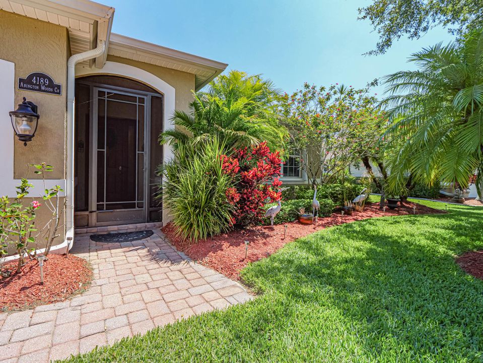 For Sale: $495,000 (3 beds, 2 baths, 1973 Square Feet)