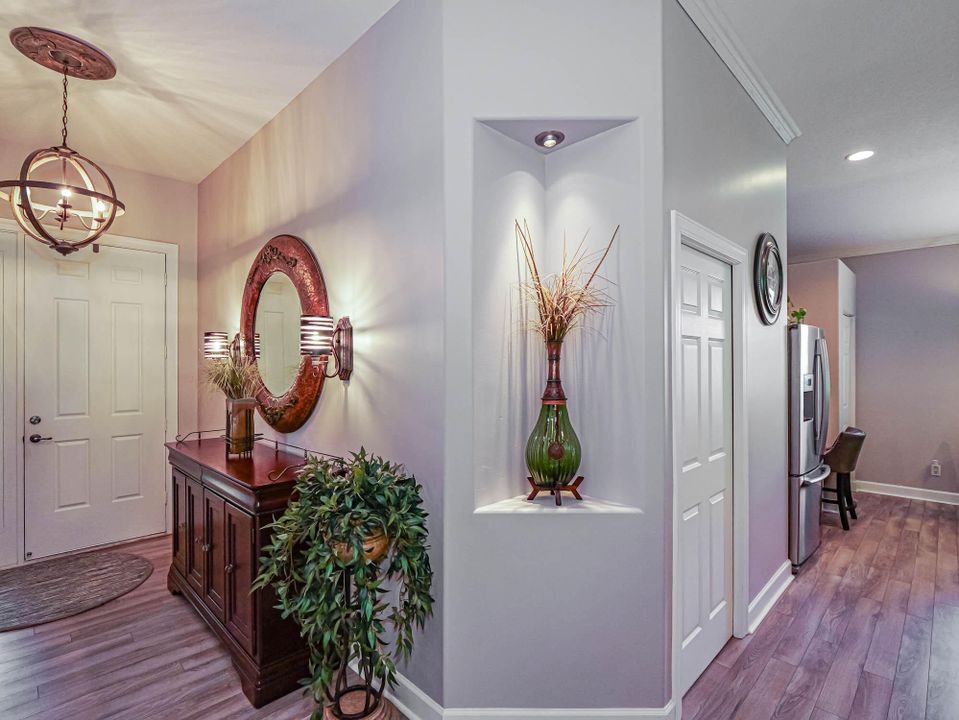 For Sale: $495,000 (3 beds, 2 baths, 1973 Square Feet)