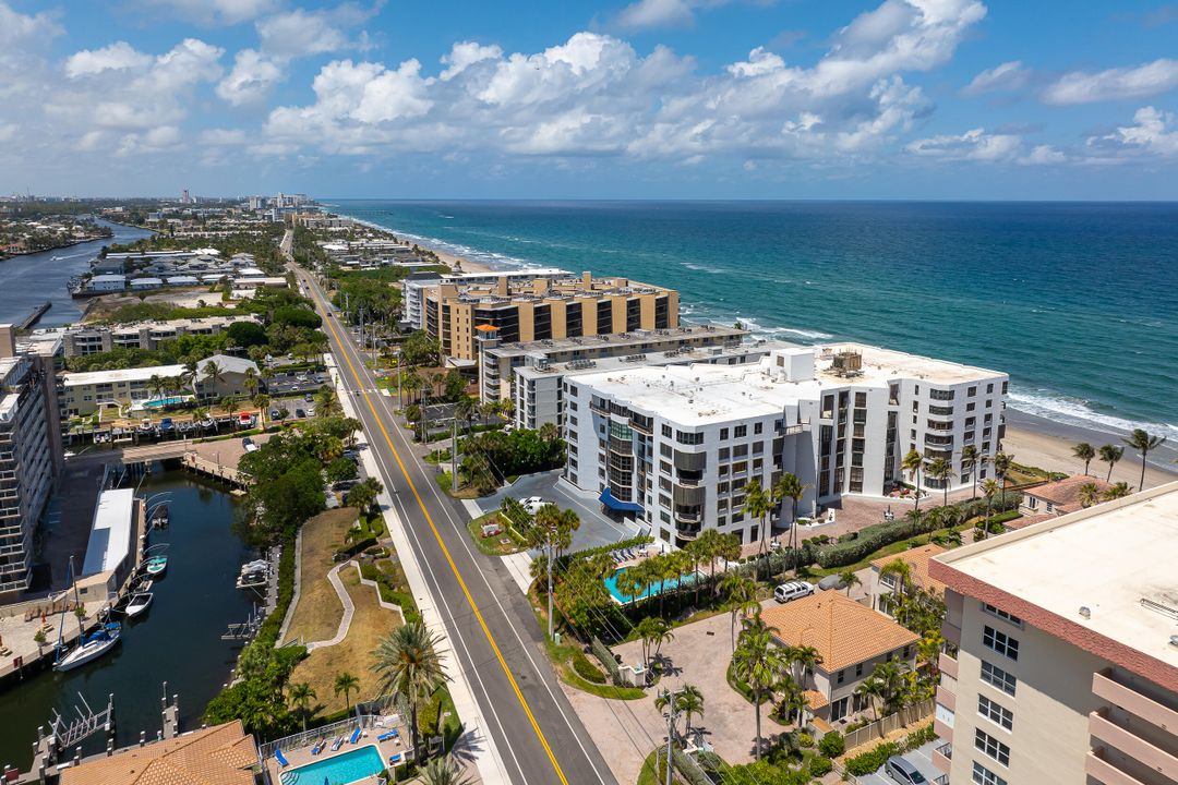 For Sale: $1,200,000 (3 beds, 2 baths, 2463 Square Feet)