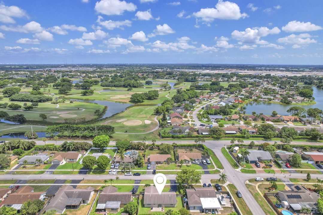 Active With Contract: $565,000 (3 beds, 2 baths, 1281 Square Feet)