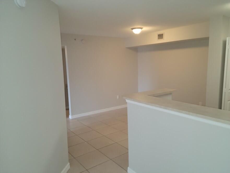 For Rent: $2,400 (3 beds, 2 baths, 1115 Square Feet)