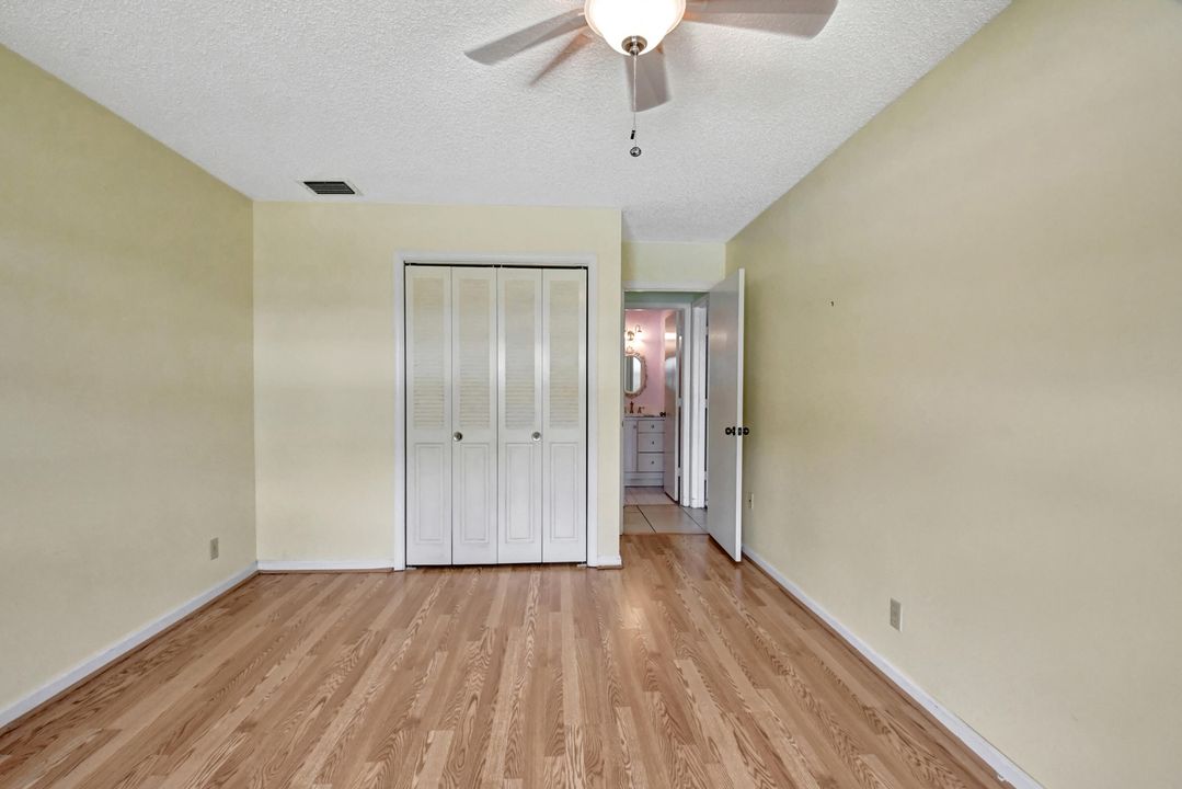 For Sale: $230,000 (2 beds, 2 baths, 1238 Square Feet)