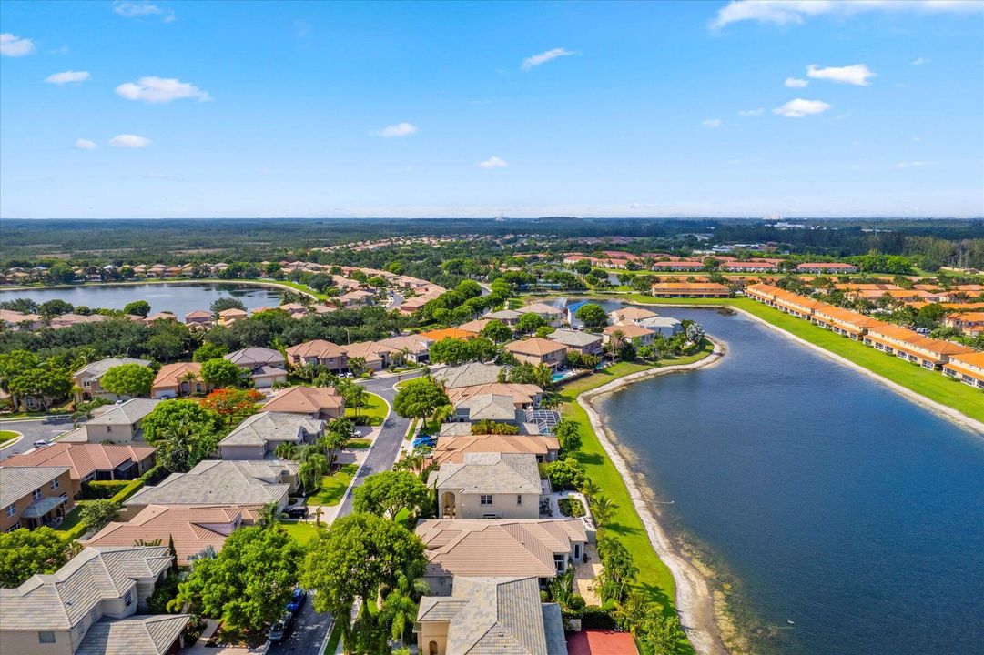 For Sale: $810,000 (4 beds, 3 baths, 2897 Square Feet)