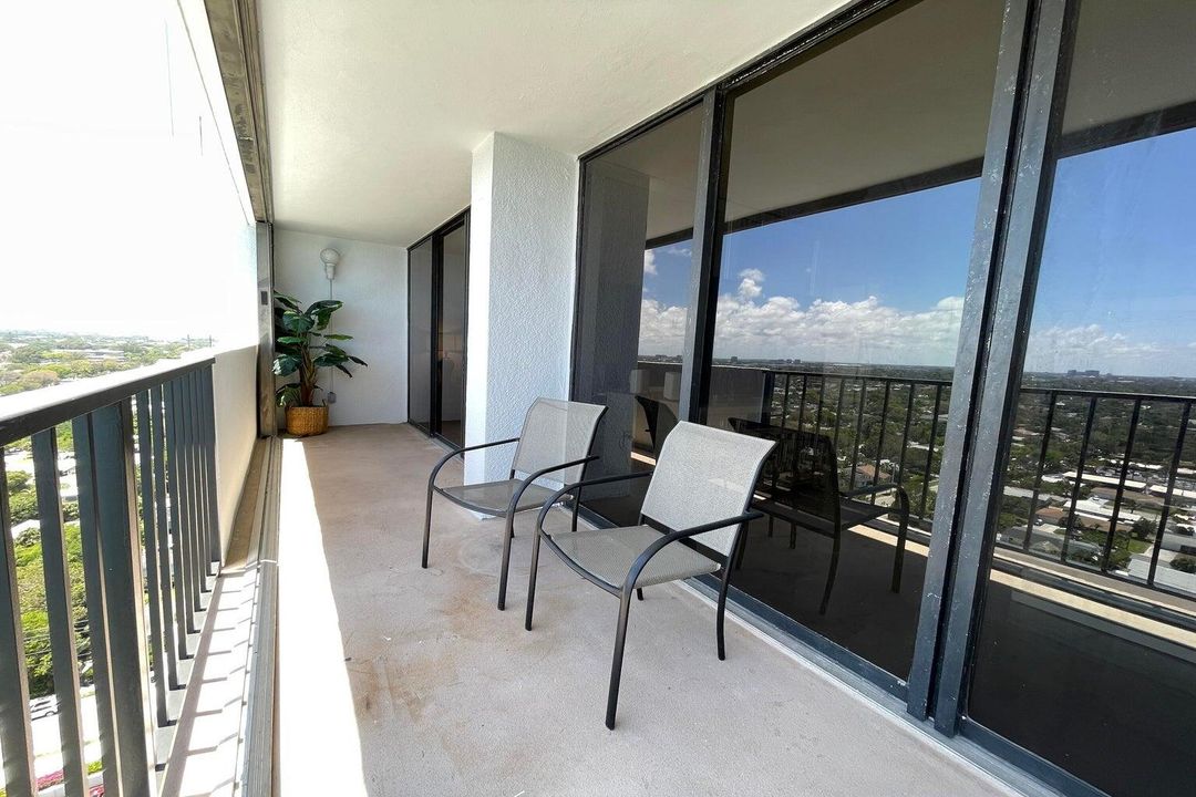 Active With Contract: $3,500 (2 beds, 2 baths, 1170 Square Feet)