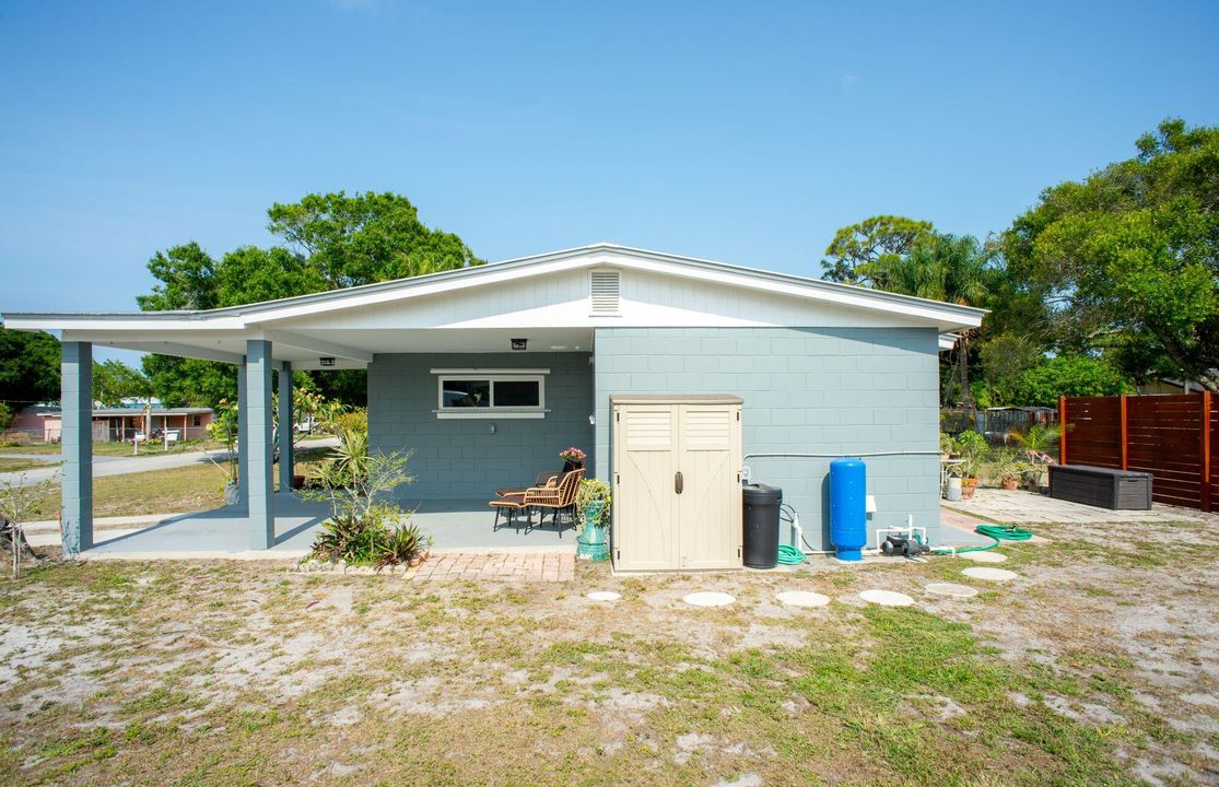 For Sale: $375,000 (3 beds, 1 baths, 1118 Square Feet)