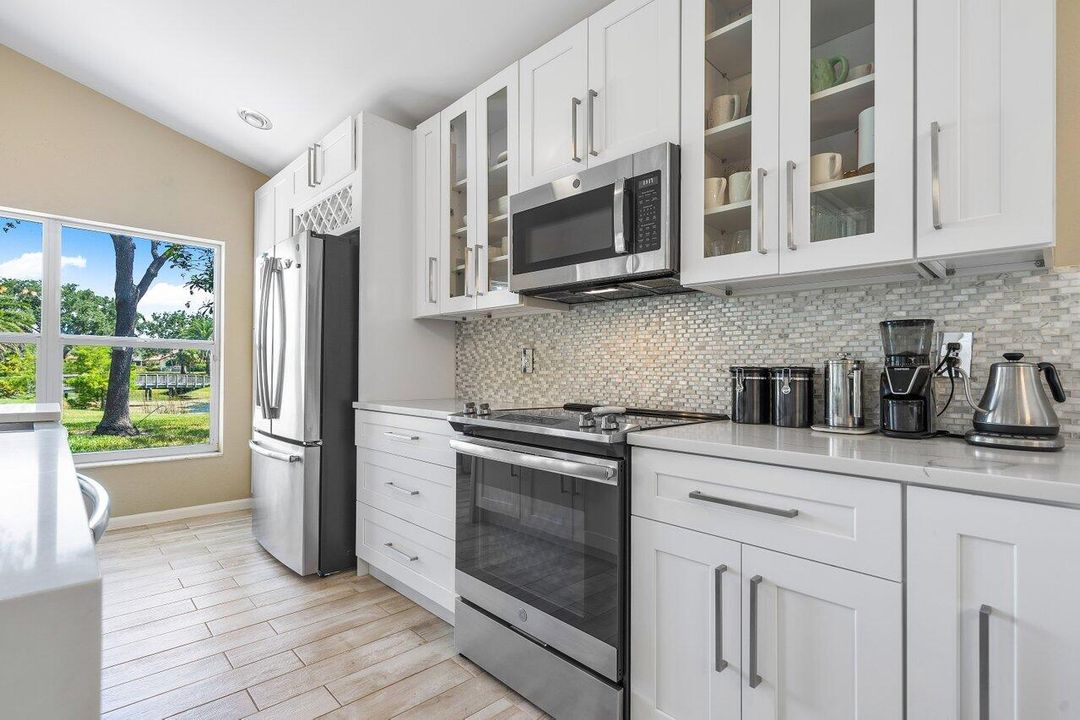 Active With Contract: $4,250 (3 beds, 2 baths, 1628 Square Feet)