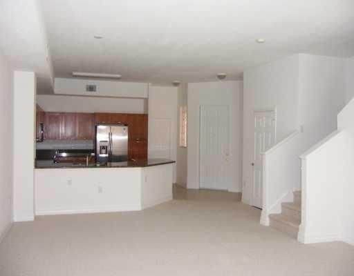 For Rent: $2,400 (3 beds, 2 baths, 1607 Square Feet)