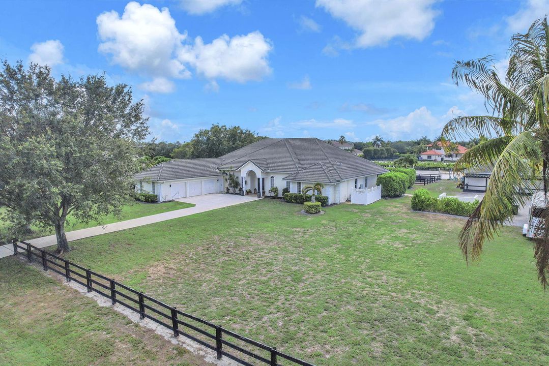 For Sale: $3,355,000 (5 beds, 3 baths, 4489 Square Feet)