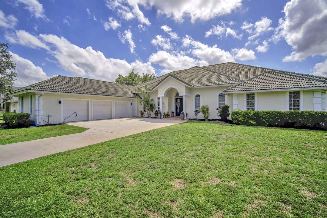 For Sale: $3,355,000 (5 beds, 3 baths, 4489 Square Feet)