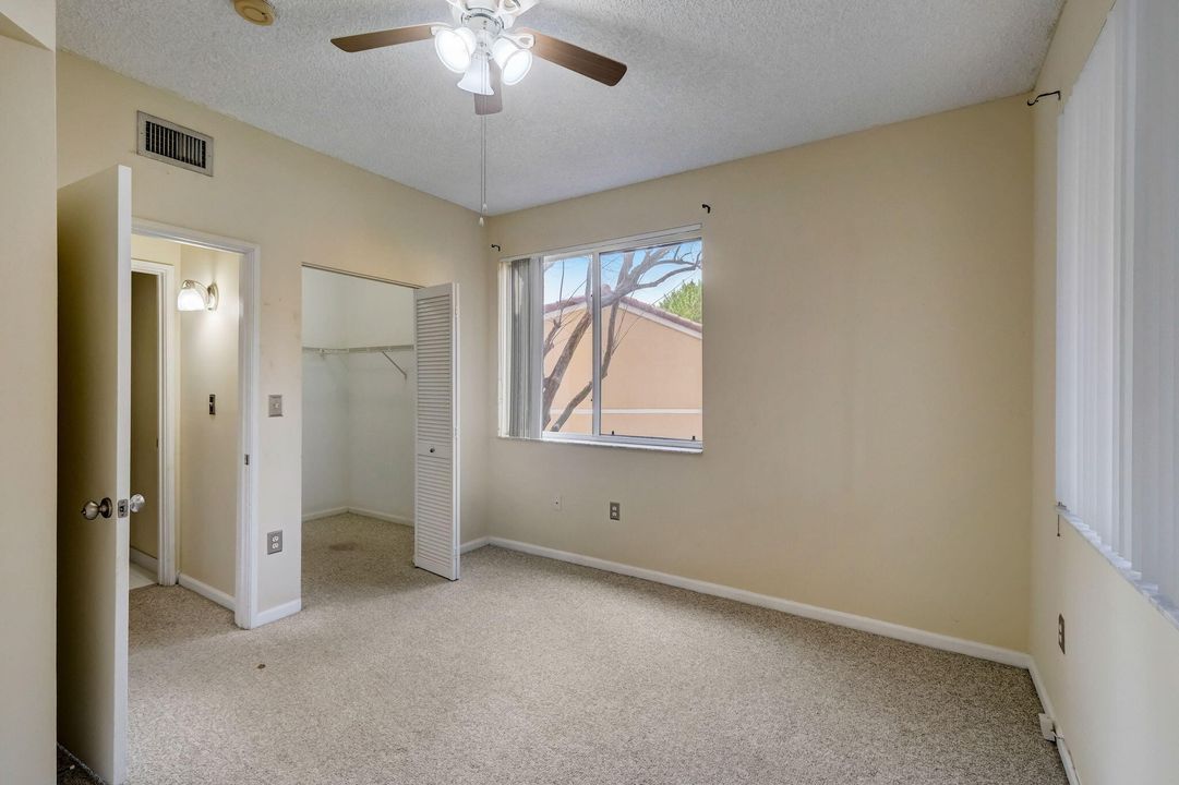 For Rent: $2,250 (2 beds, 2 baths, 1152 Square Feet)