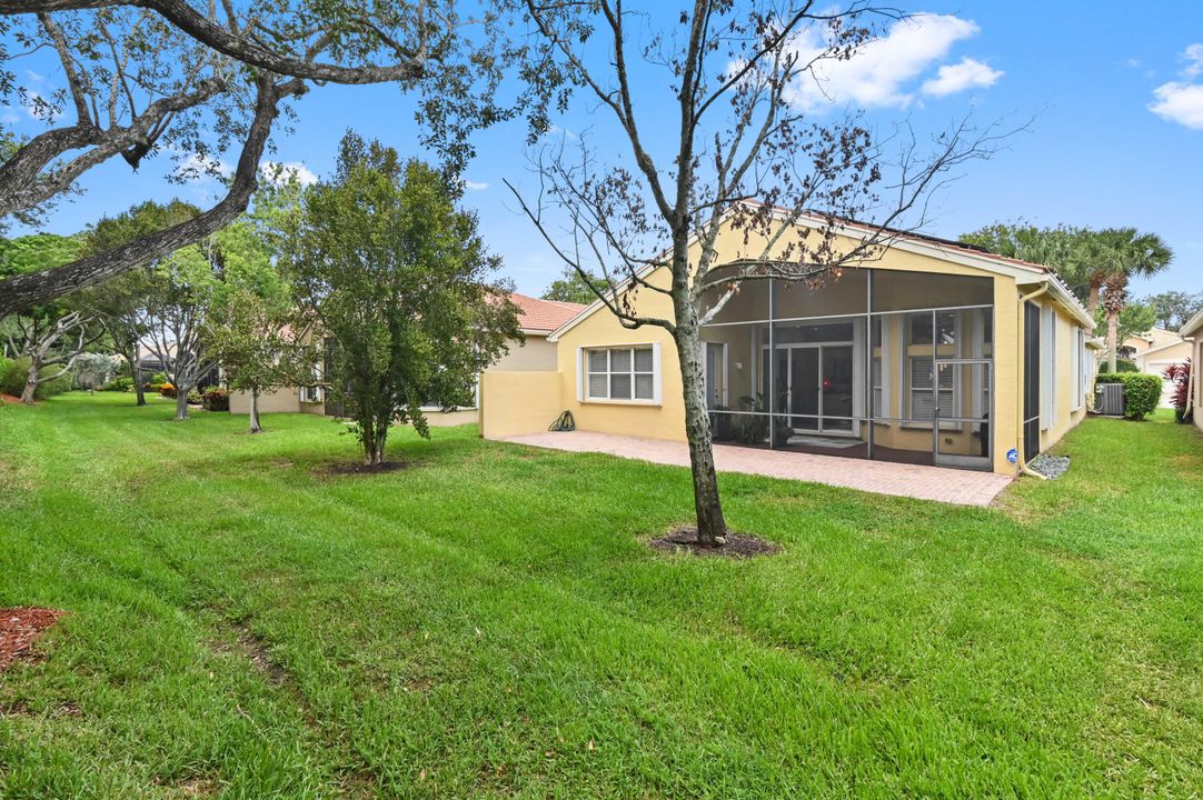 For Sale: $875,000 (3 beds, 2 baths, 2297 Square Feet)