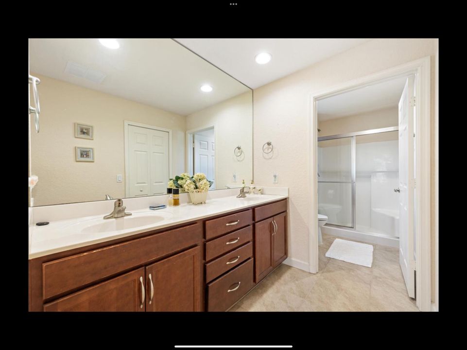 Active With Contract: $195,000 (2 beds, 2 baths, 1451 Square Feet)