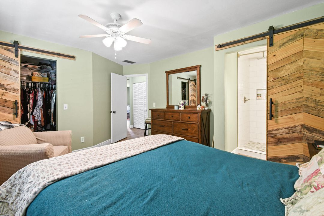 For Sale: $229,900 (3 beds, 2 baths, 1076 Square Feet)