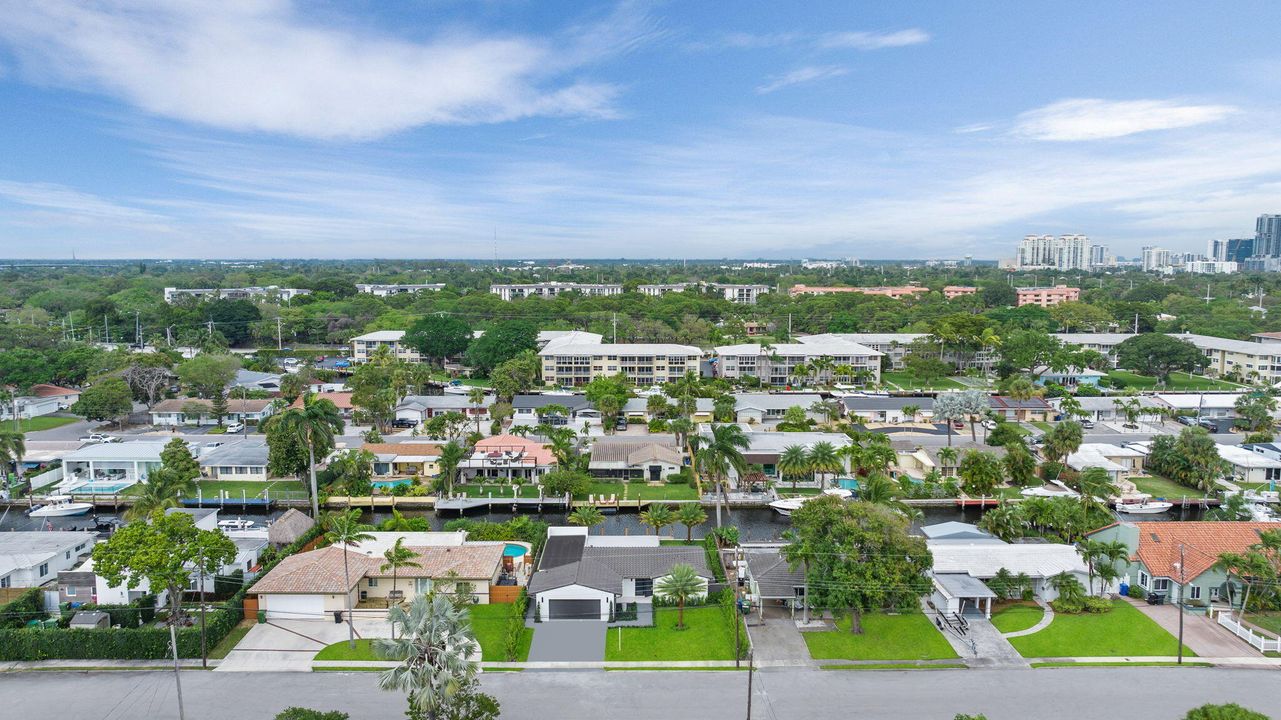 For Sale: $1,699,000 (3 beds, 2 baths, 1768 Square Feet)