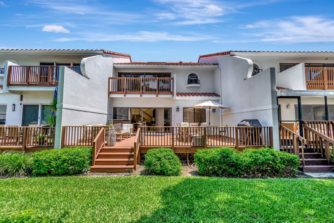 For Sale: $1,400,000 (3 beds, 2 baths, 2265 Square Feet)