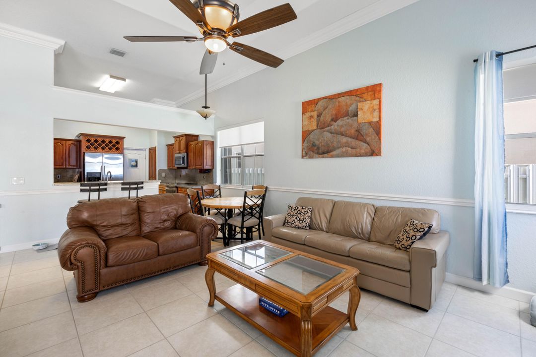 Active With Contract: $4,200 (4 beds, 2 baths, 2481 Square Feet)