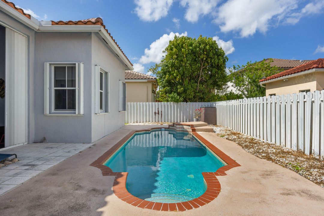 Active With Contract: $4,200 (4 beds, 2 baths, 2481 Square Feet)