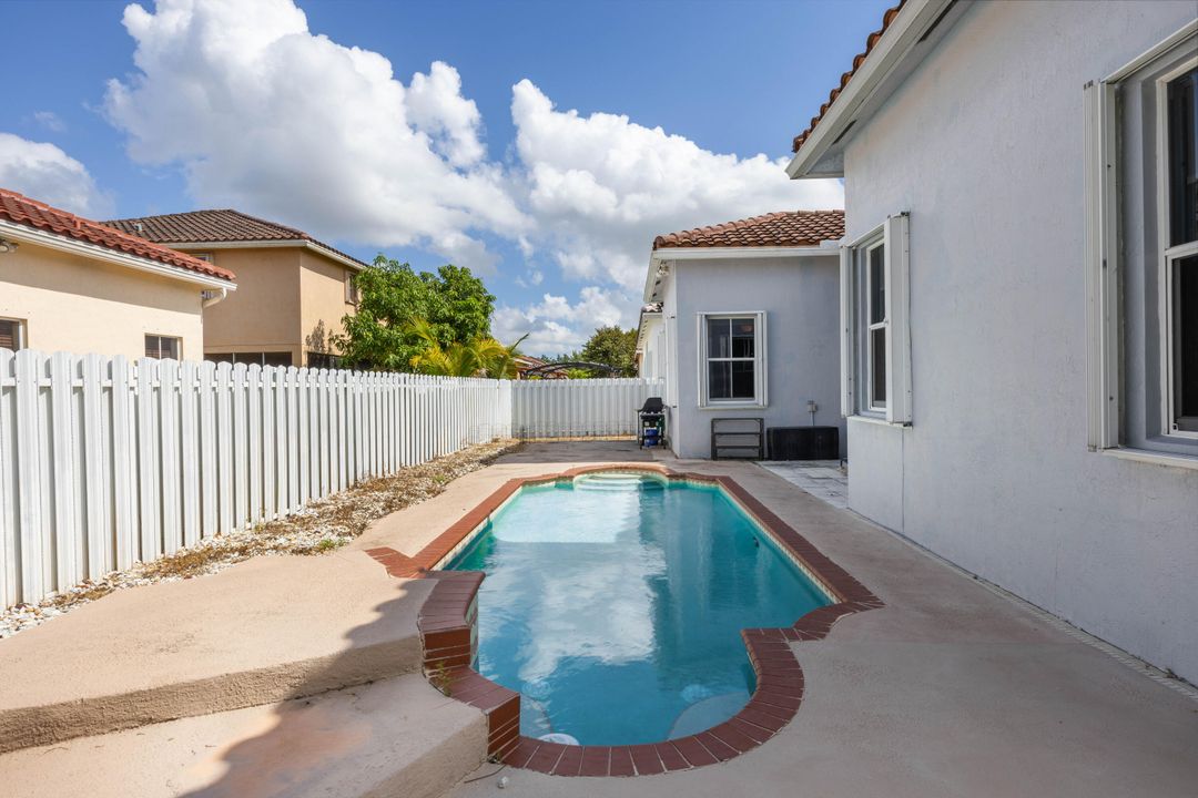 Active With Contract: $4,200 (4 beds, 2 baths, 2481 Square Feet)