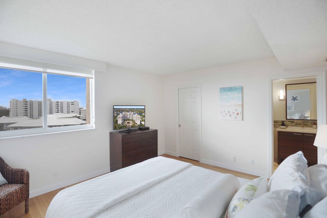 For Sale: $1,100,000 (2 beds, 2 baths, 1750 Square Feet)