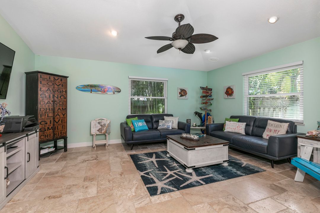 Active With Contract: $950,000 (3 beds, 2 baths, 2164 Square Feet)