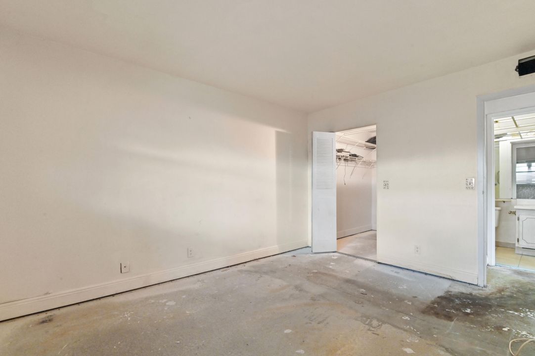 For Sale: $110,000 (2 beds, 2 baths, 883 Square Feet)