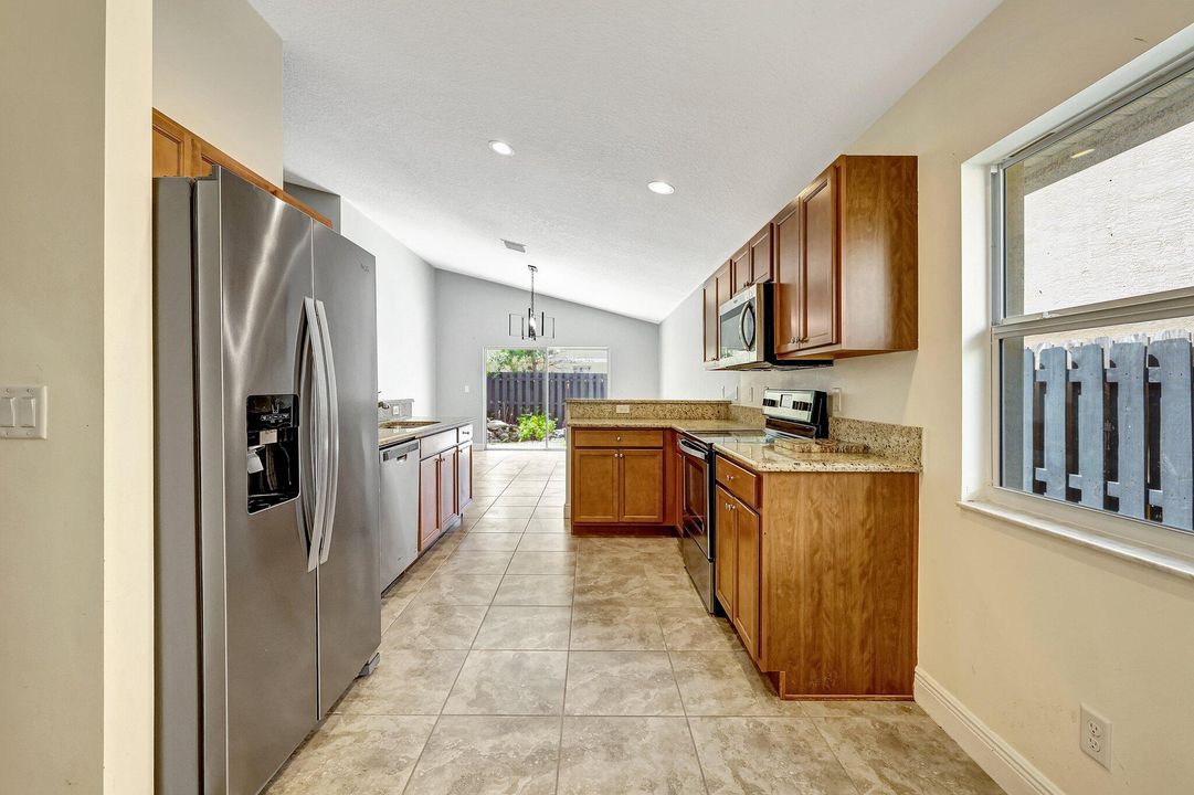 Active With Contract: $339,900 (4 beds, 2 baths, 1774 Square Feet)