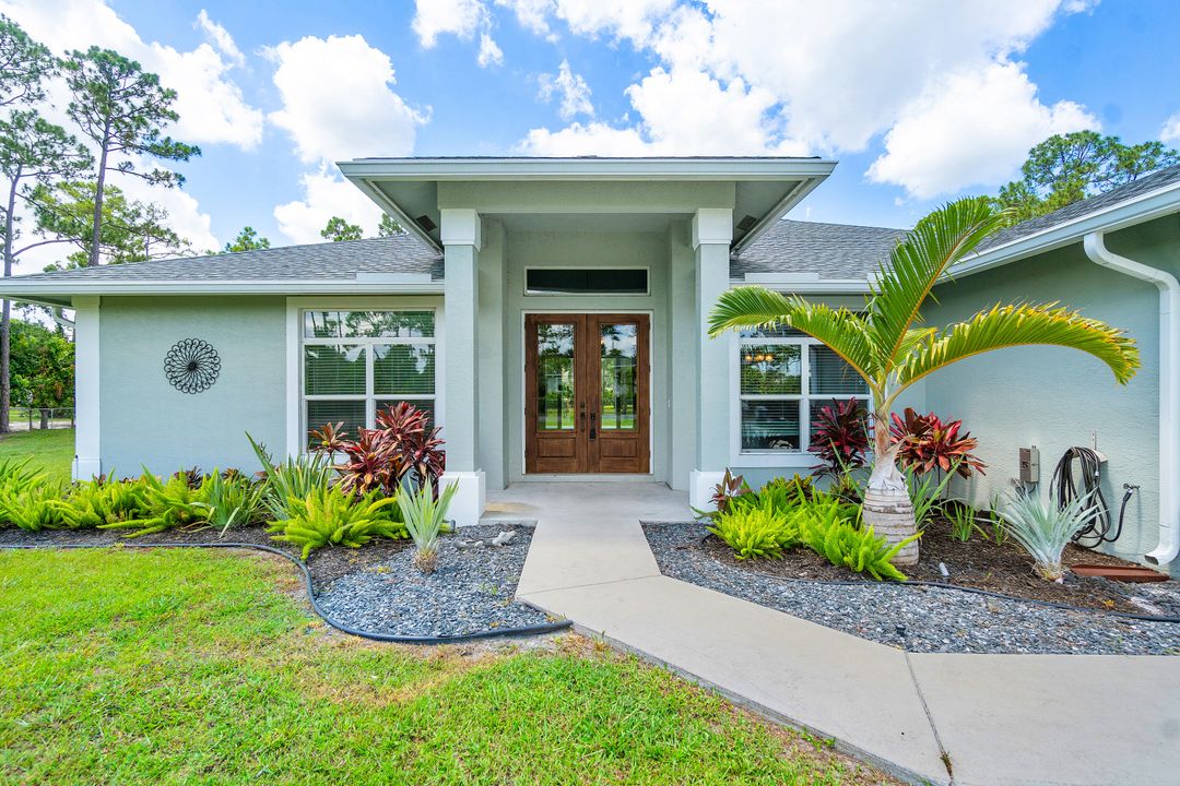 Active With Contract: $699,000 (4 beds, 2 baths, 2121 Square Feet)