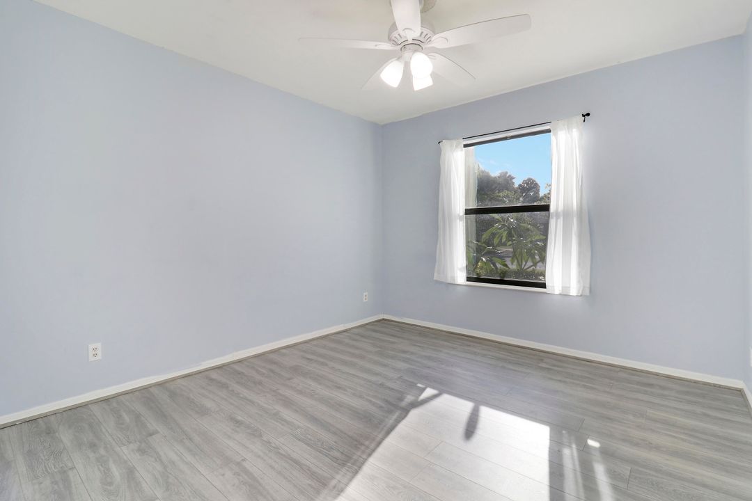For Sale: $220,000 (2 beds, 2 baths, 1310 Square Feet)