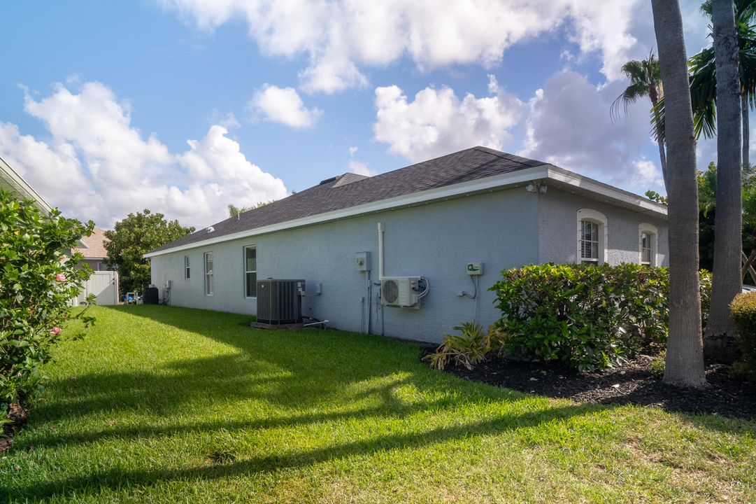 For Sale: $759,000 (4 beds, 2 baths, 2142 Square Feet)