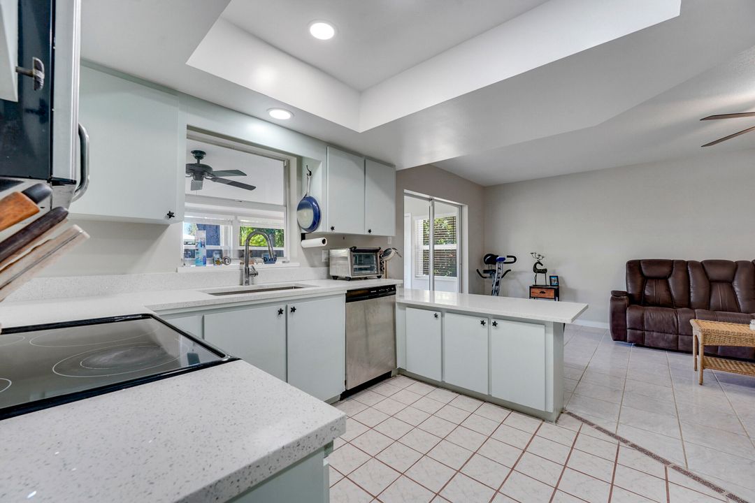 For Sale: $699,000 (3 beds, 2 baths, 1951 Square Feet)