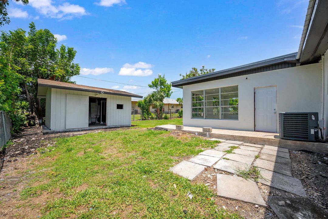 For Sale: $389,000 (3 beds, 2 baths, 1670 Square Feet)