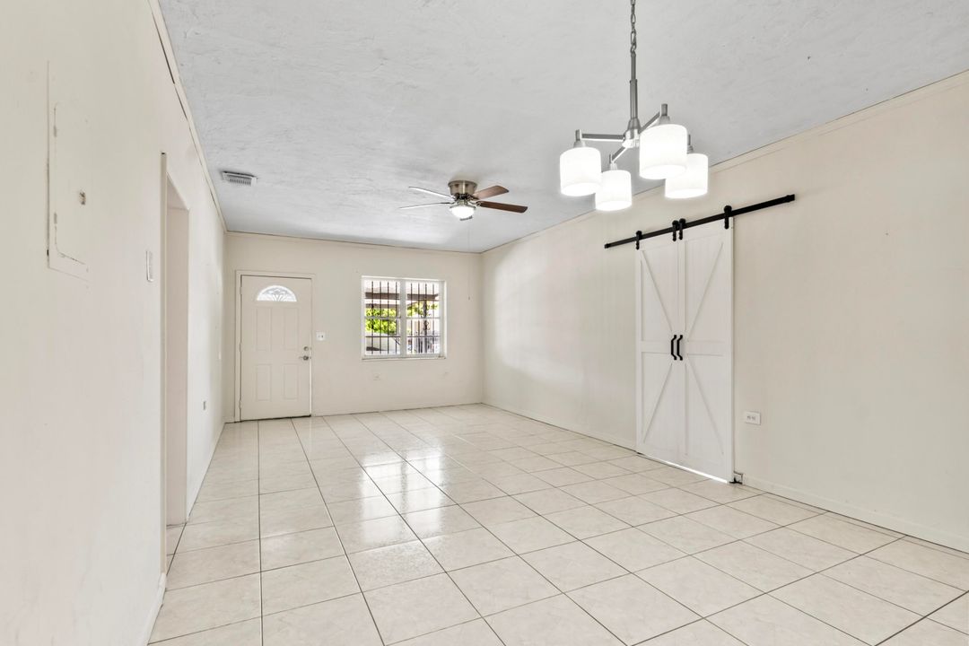 Active With Contract: $2,800 (3 beds, 1 baths, 2336 Square Feet)