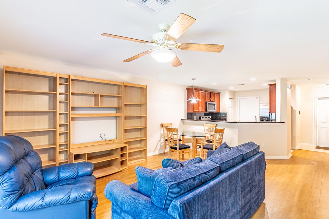 For Sale: $417,000 (2 beds, 2 baths, 1191 Square Feet)