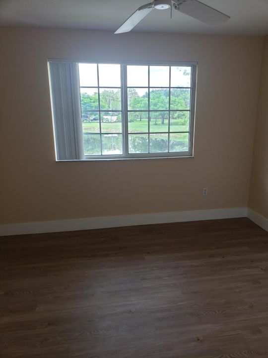For Rent: $2,350 (2 beds, 2 baths, 1107 Square Feet)