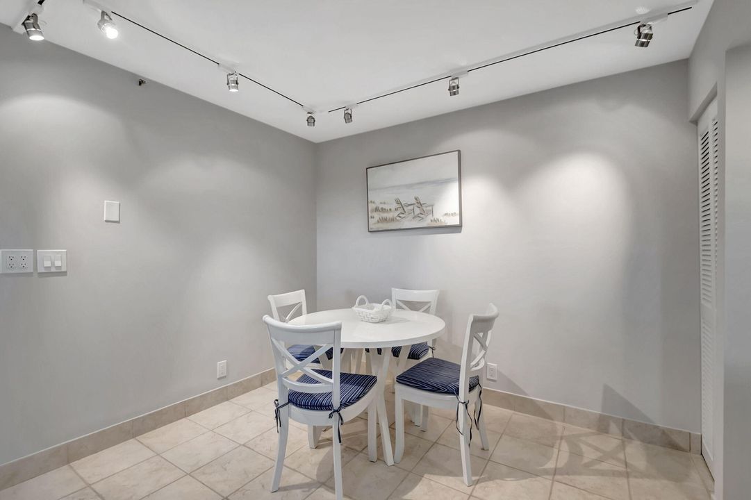 Active With Contract: $8,500 (2 beds, 2 baths, 1452 Square Feet)