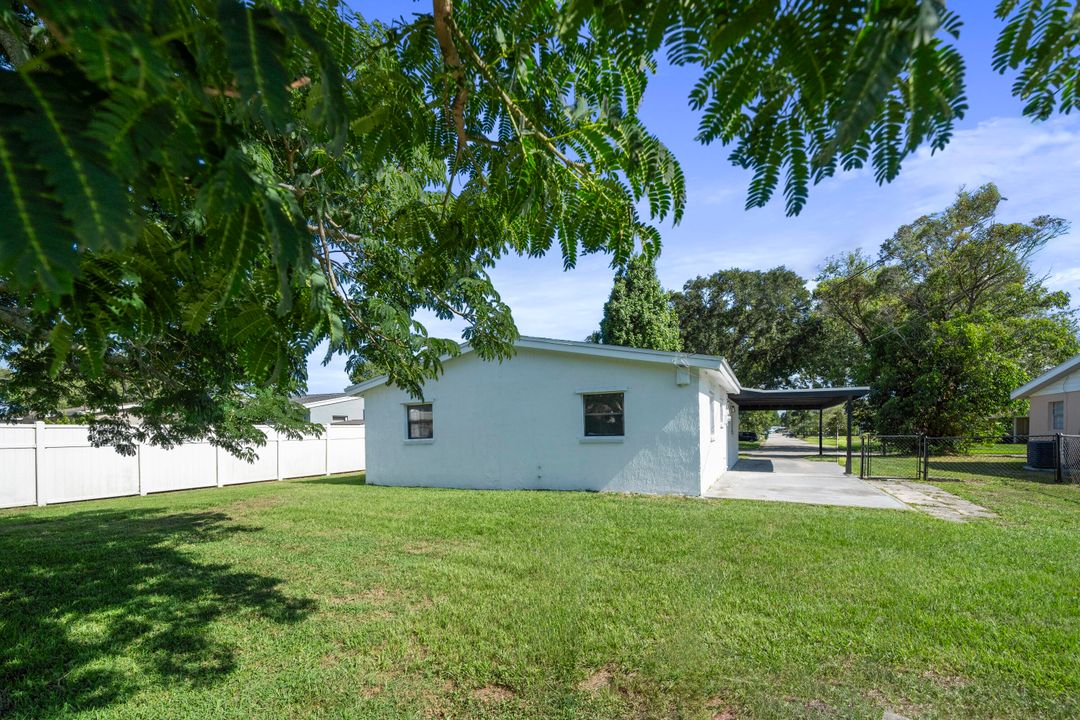 For Sale: $296,000 (3 beds, 2 baths, 1148 Square Feet)